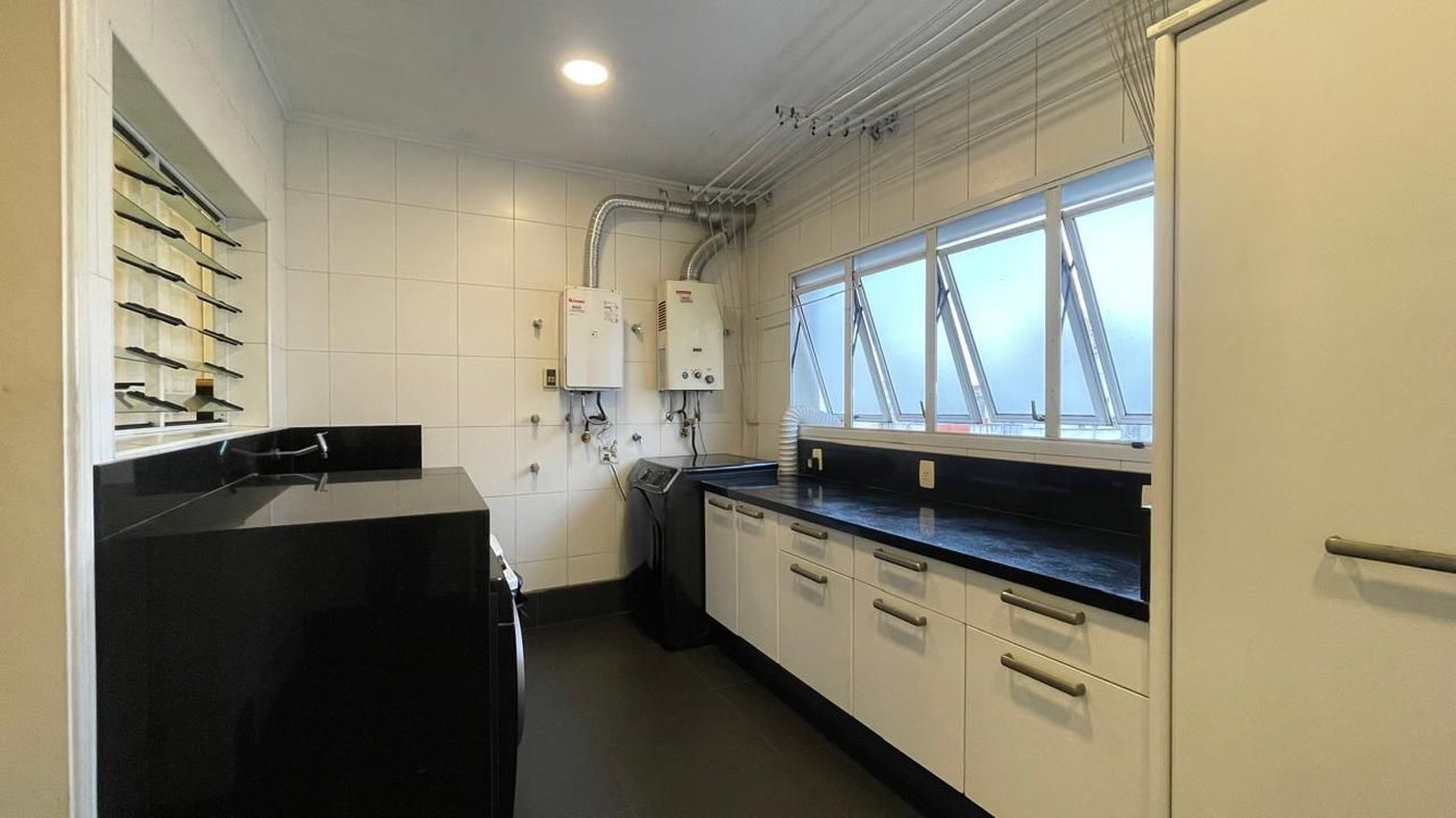 Cobertura com 3 dormitórios à venda, 437 m² por R$ 4.799.999,99 - Gonzaga - Santos/SP