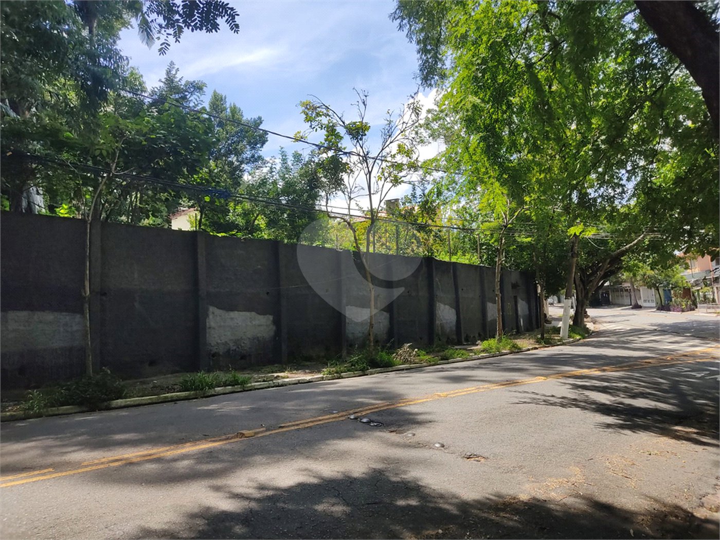 Terreno à venda em Jardim Petrópolis, São Paulo, SP
