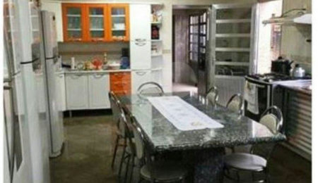 Sobrado à venda com 9 quartos, sendo 4 suítes,  em Vila Maria Alta, São Paulo, SP