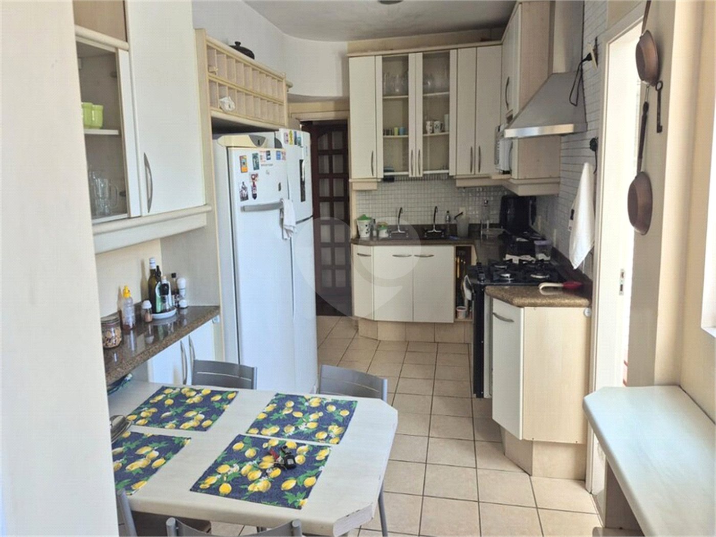 Apartamento à venda com 3 quartos, sendo 1 suíte, em Cosme Velho, Rio de Janeiro, RJ