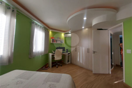 Apartamento à venda com 3 quartos, sendo 1 suíte, em Lapa, São Paulo, SP