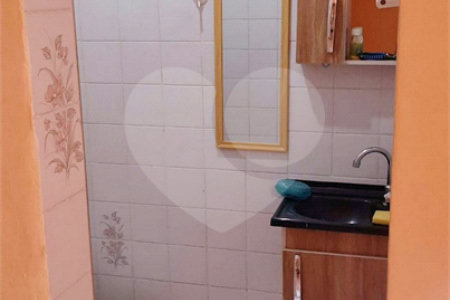 Casa à venda com 2 quartos, sendo 1 suíte, em Vila Gumercindo, São Paulo, SP