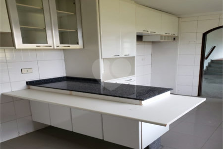 Sobrado à venda com 3 quartos, sendo 1 suíte, em Vila Maria Alta, São Paulo, SP
