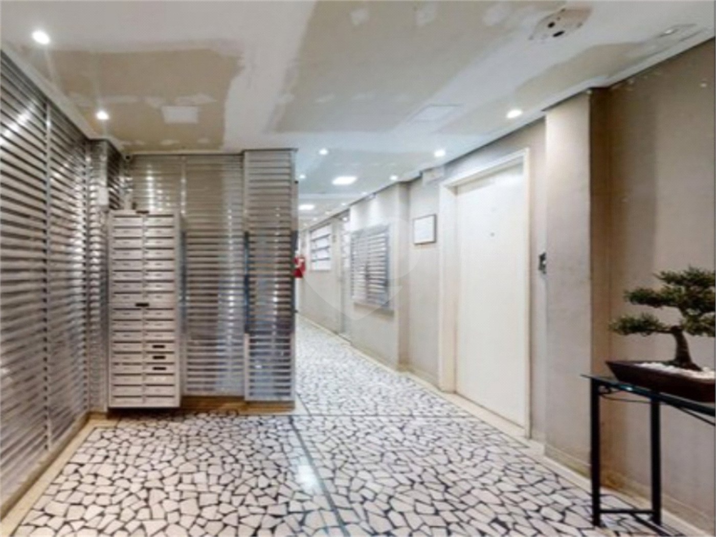 Apartamento com 1 Quarto e 1 banheiros à Venda em Bela Vista - SP