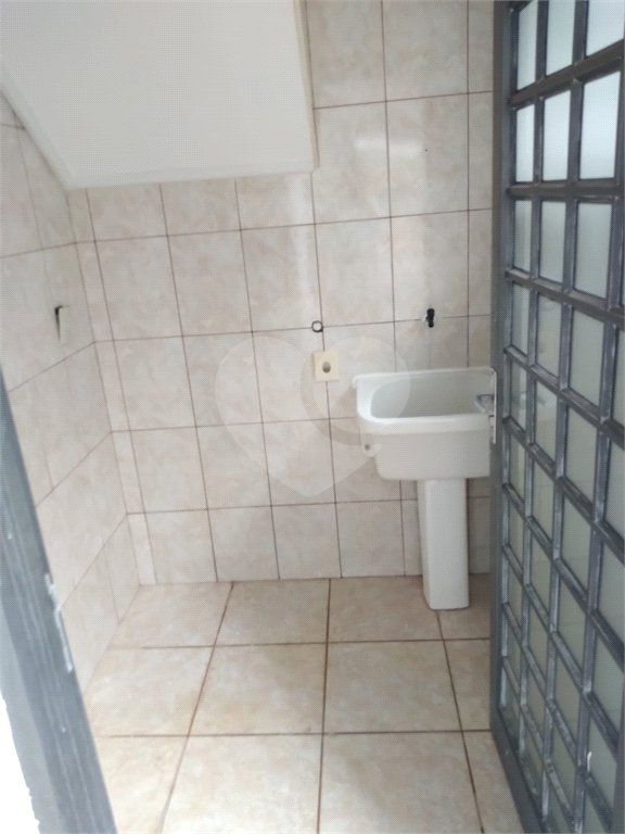 Sobrado 3 quartos 1 suíte
