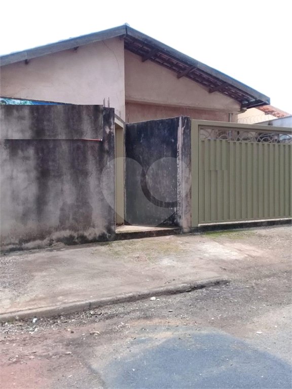 Terreno no Jd. Santa Felícia dispondo de 300m² muito bem localizado