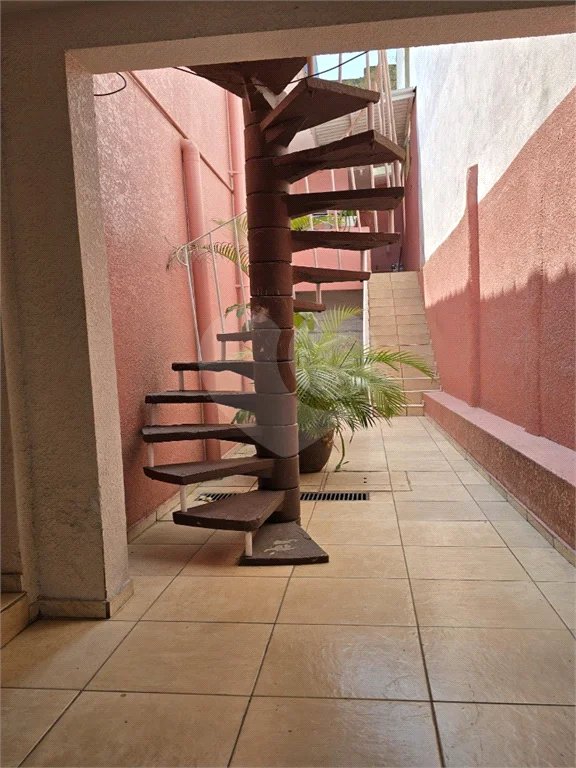 Casa com 185m² , 3 dormitórios , 2 vagas , à venda no Jd. Alzira Franco , em Santo André.