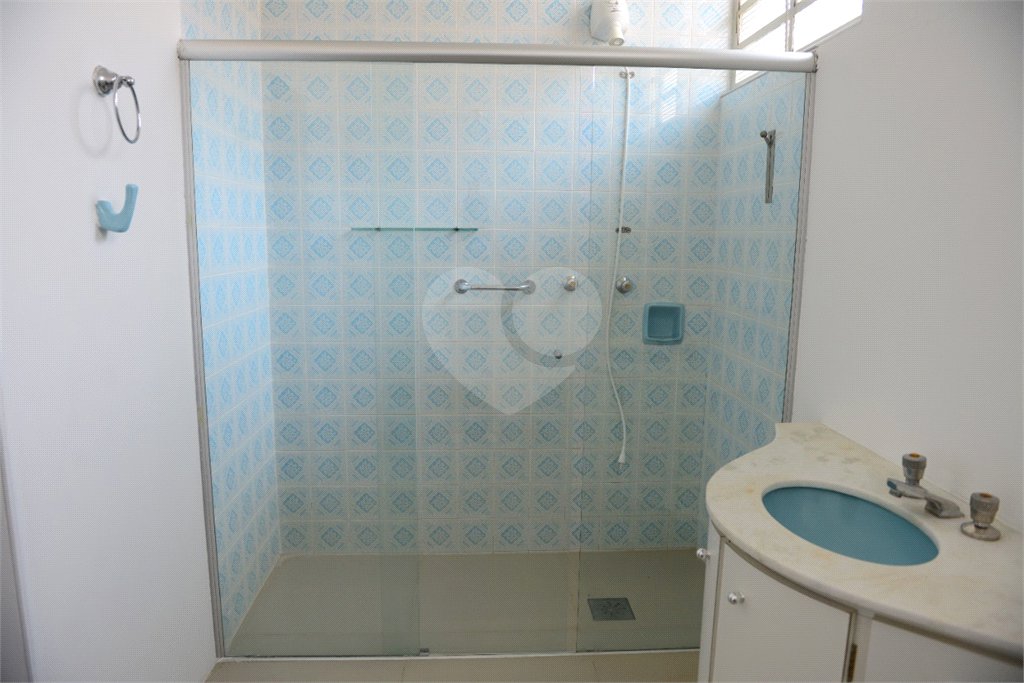 Casa térrea em Araraquara/SP.