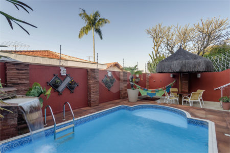 Casa à venda ou para alugar com 4 quartos, sendo 2 suítes, em Jardim Prudência, São Paulo, SP