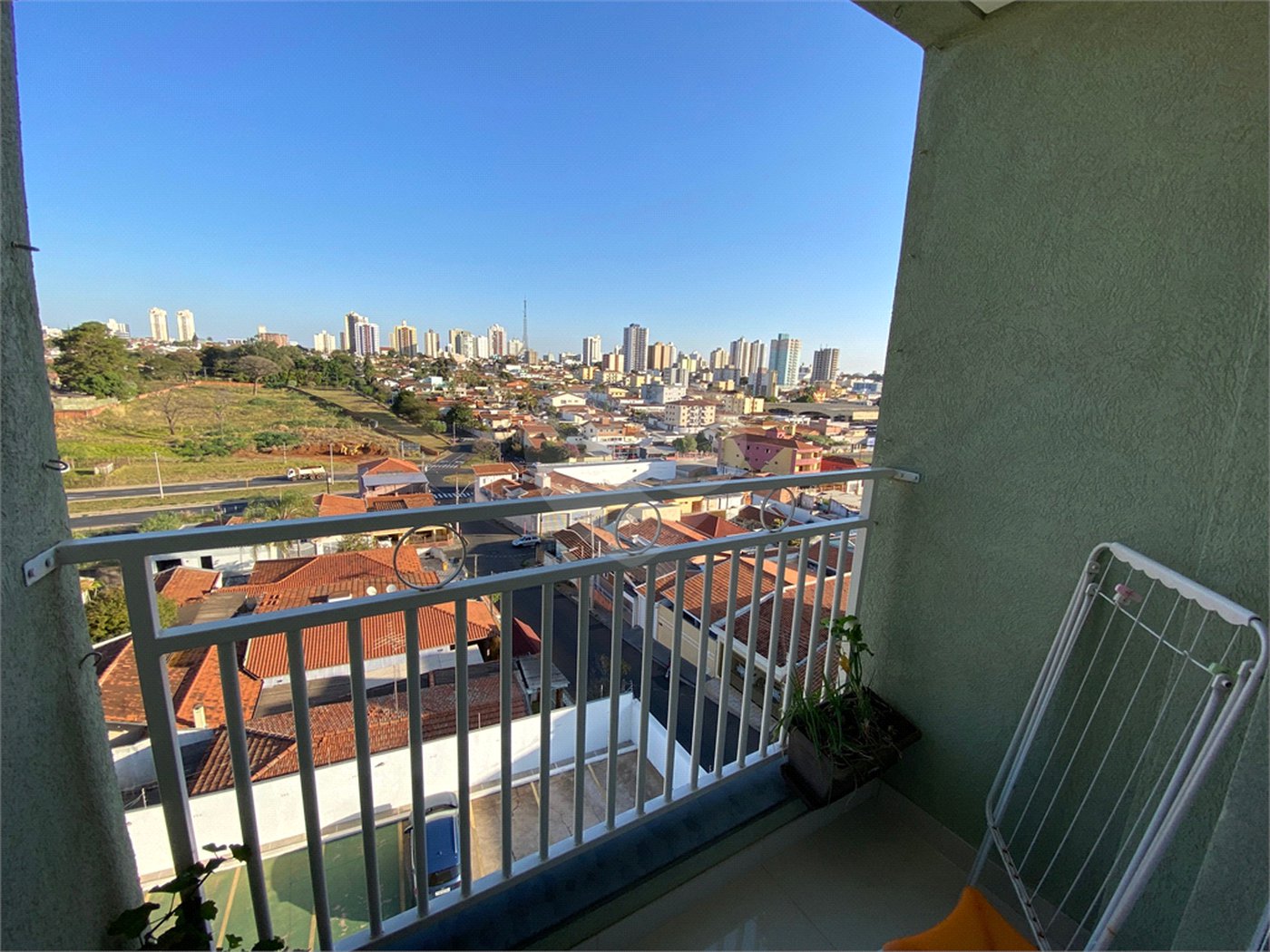 Apartamento de 2 dormitórios (1 suíte) próximo a Rodoviária