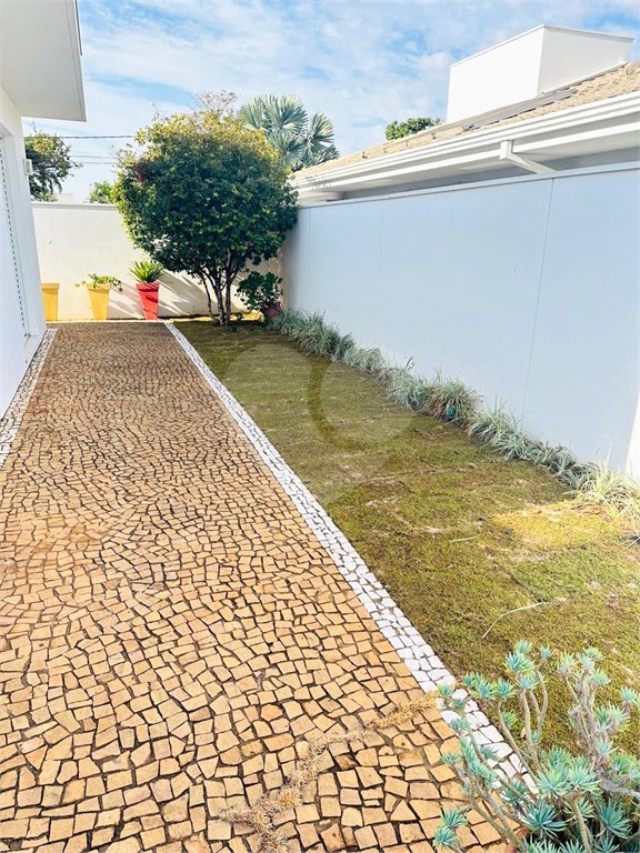 Casa à Venda de 4 dormitórios suítes em São Carlos, no Condomínio Damha I