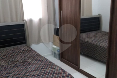 Apartamento com 2 dormitórios