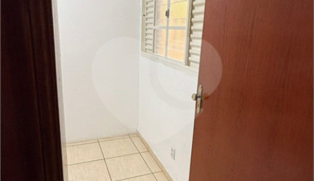 Casa à venda com 4 quartos em Terra Nova, Taubaté, SP