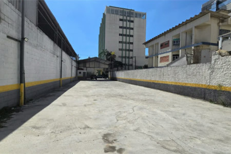 OPORTUNIDADE ESTRATÉGICA NO CENTRO DE OSASCO - GALPÃO COM 400M2