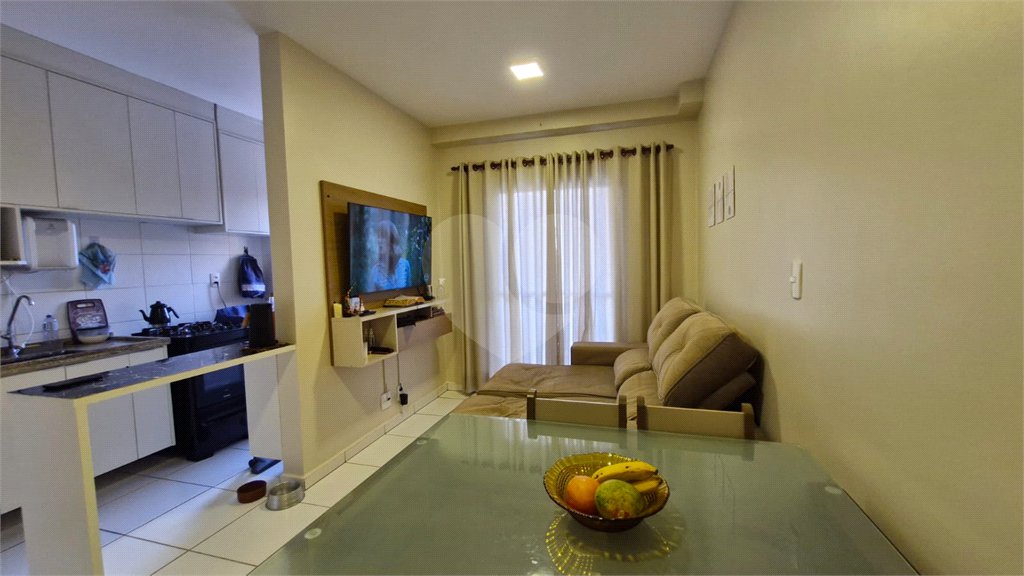 Apartamento à venda no condomínio Parque das Acácias.