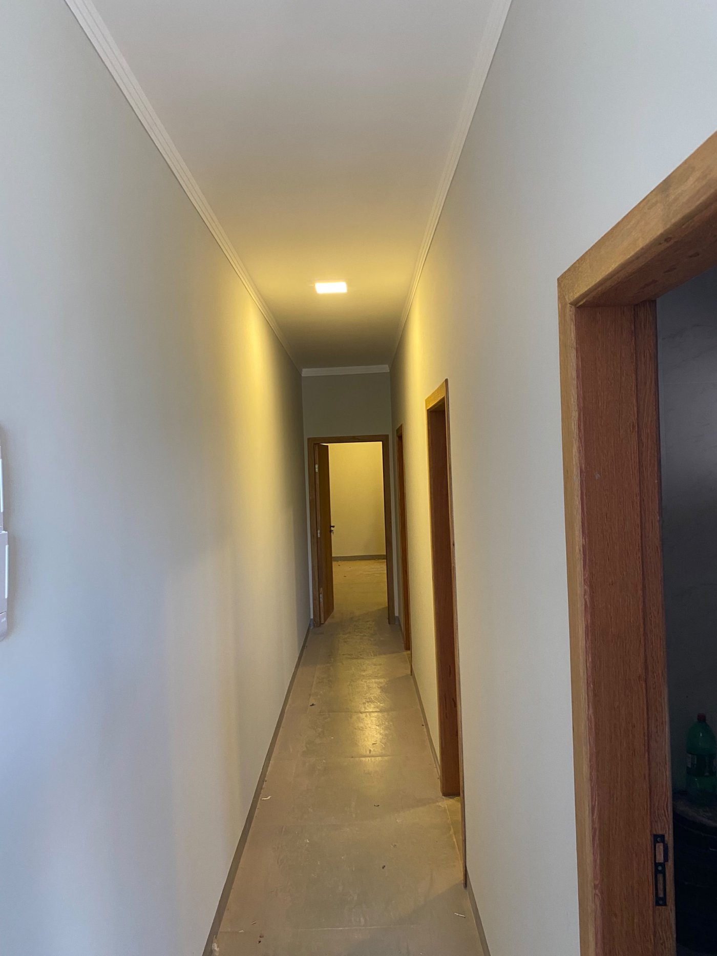 Casa à venda com 3 quartos, sendo 1 suíte,  em Bela Vista da Lagoa, Três Lagoas, MS