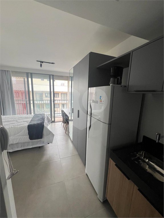 STUDIO 21,68M² TOTALMENE IMOBILIADO AO LADO DO SHOPPING IBIRAPUERA