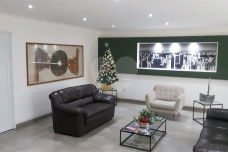 Apartamento de 2 quartos à venda perto do Metrô Paraíso! Excelente localização!