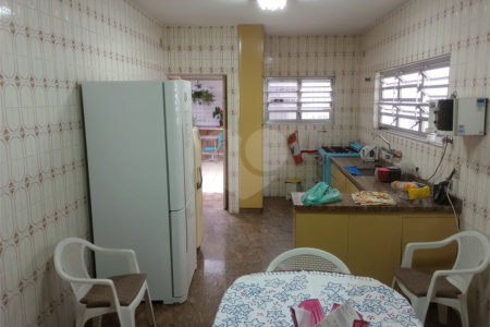 Casa a venda 333m² 2 dormitórios 2 suítes 4 banheiros Saúde-SP