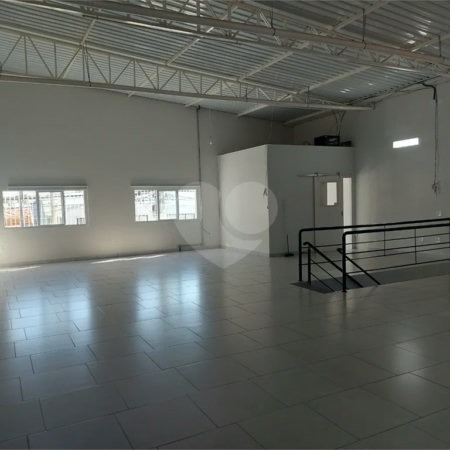 Salão Comercial para locação em Indaiatuba/SP no Bairro Vila Georgina -Fotovoltaica instalada.