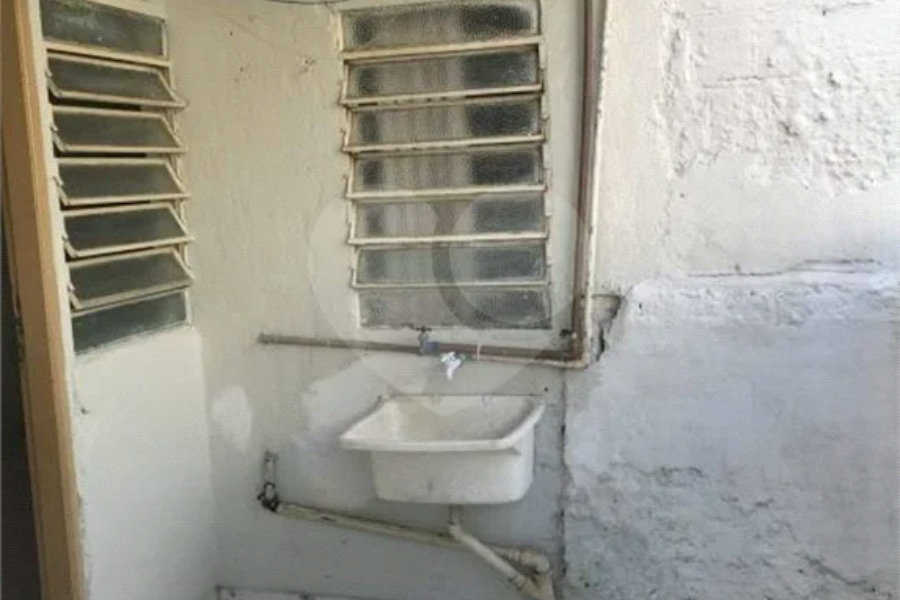 Sobrado com 2 dormitório região na Saúde