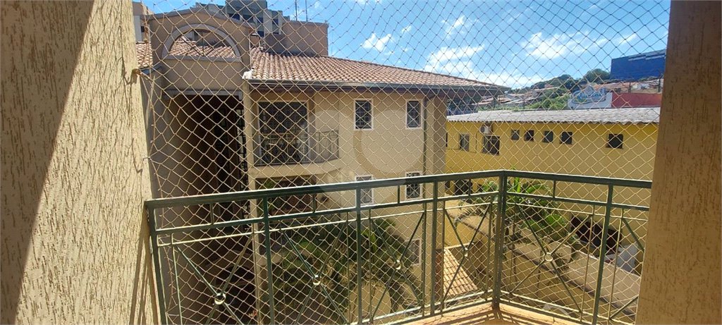 Apartamento no Condomínio Joan Miro .