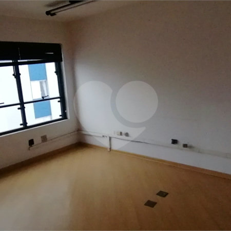 SALA COMERCIAL PARA LOCAÇÃO COM 57m2 NA VILA MARIANA/METRÔ