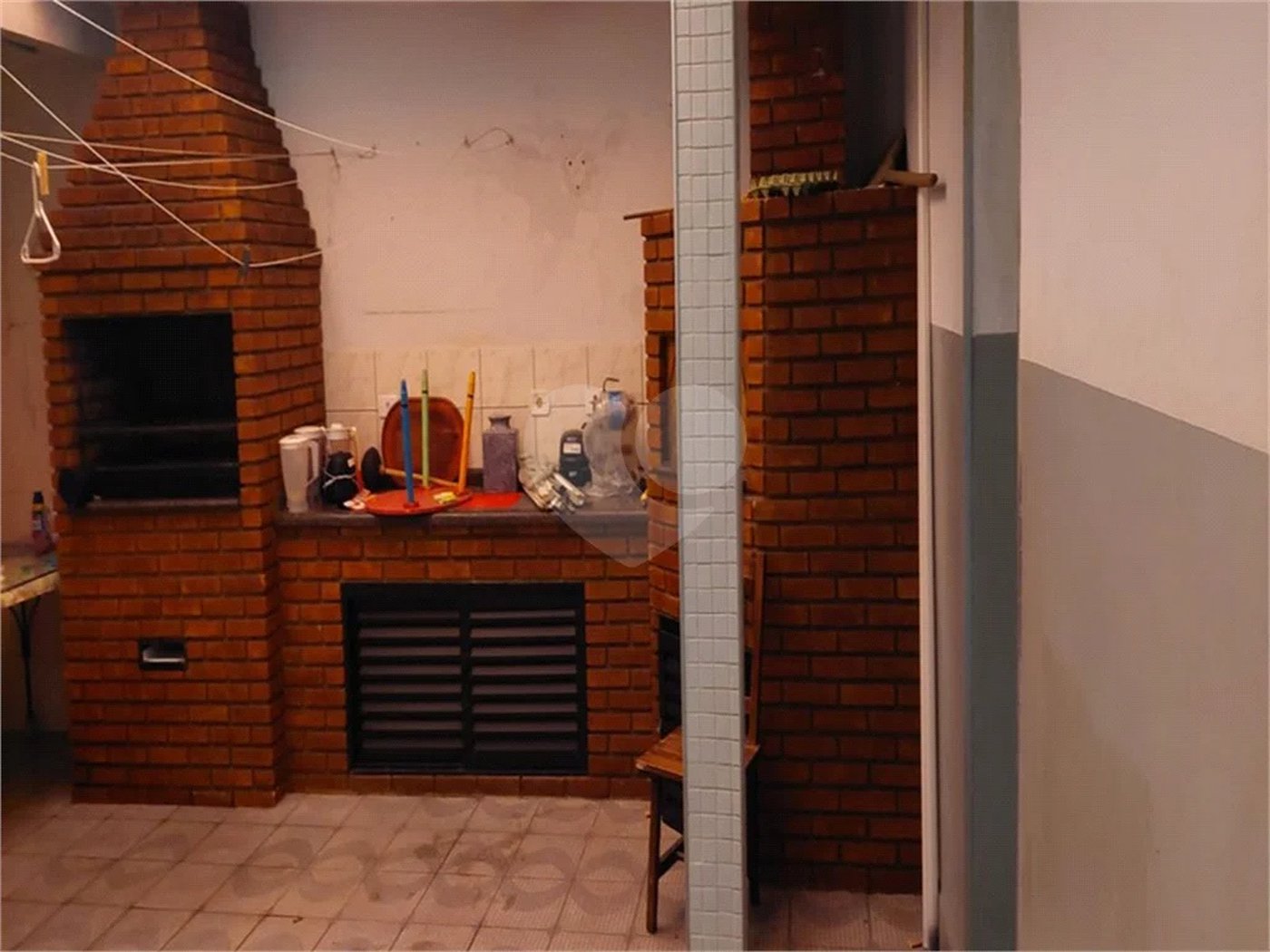 Casa com dois pavimentos na Barra Funda: