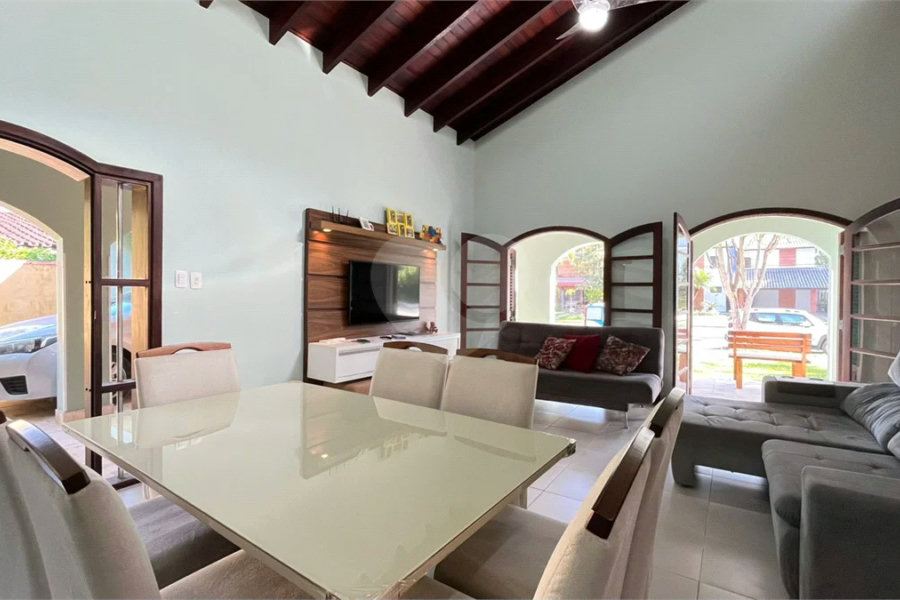 Casa à venda com 3 quartos, sendo 1 suíte,  em Riviera de São Lourenço, Bertioga, SP