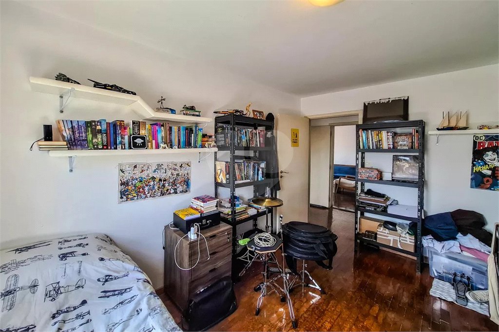 Apartamento de 117m2 com 3 dormitórios e 1 vaga na Vila Mariana