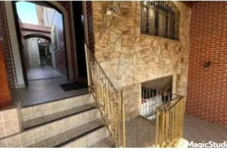 Sobrado com 234m², 3 dormitórios, sendo 1 suíte, 2 vagas, à venda na Vila Ema.