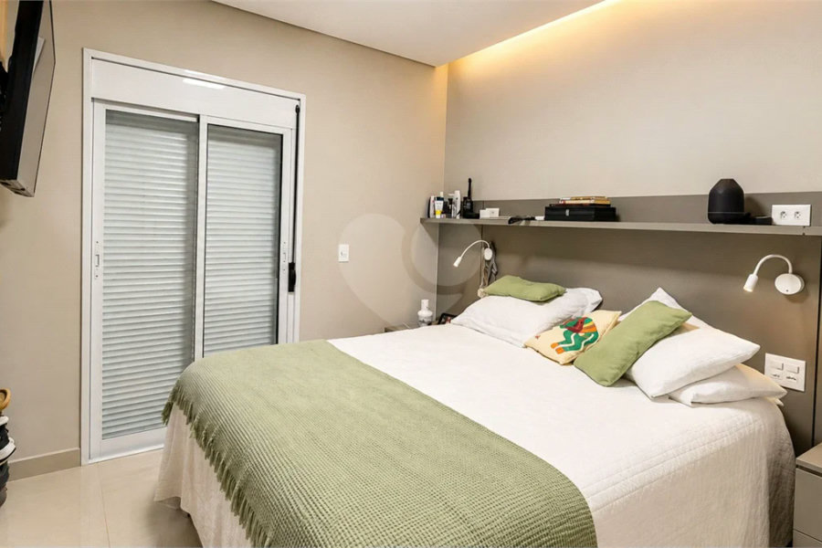 Apartamento à venda com 3 quartos, sendo 1 suíte, em Riviera de São Lourenço, Bertioga, SP