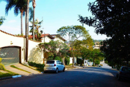 Sobrado à venda com 3 quartos, sendo 1 suíte, em Campo Belo, São Paulo, SP