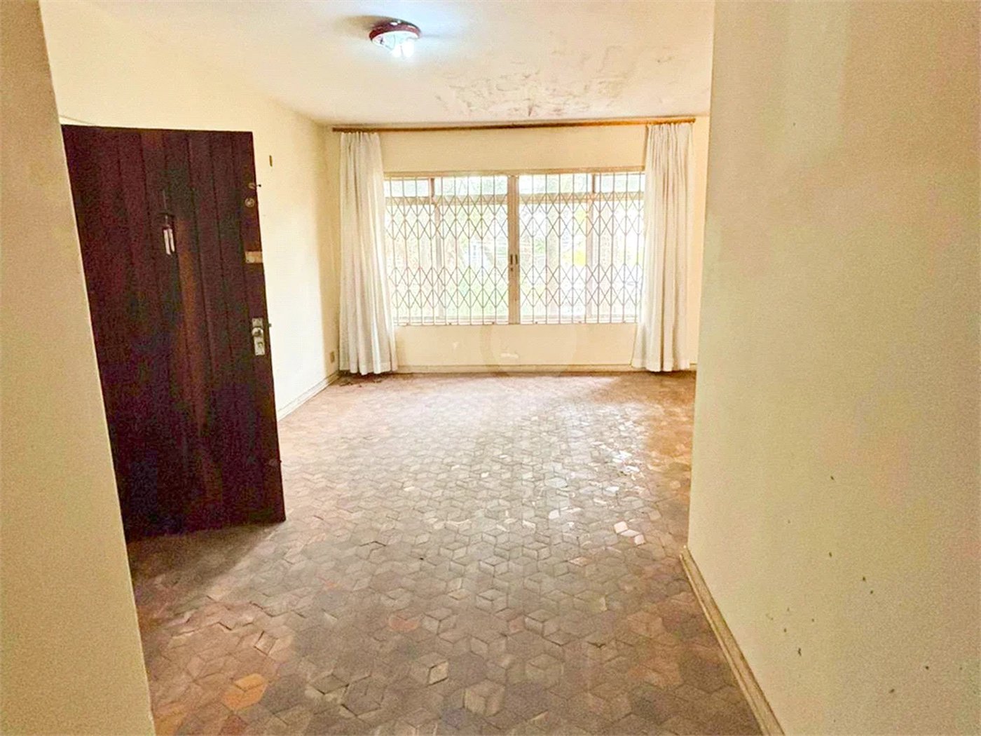 Casa Térrea na Vila Mariana com 480 metros de terreno