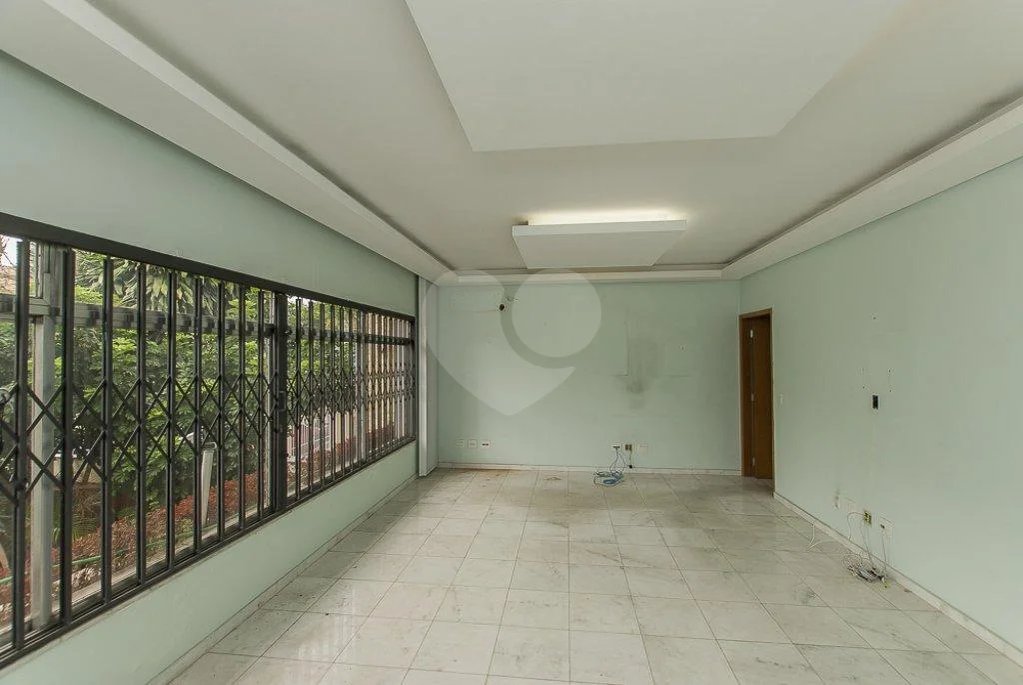 Sobrado Comercial à Venda ou Locação na Vila Mascote