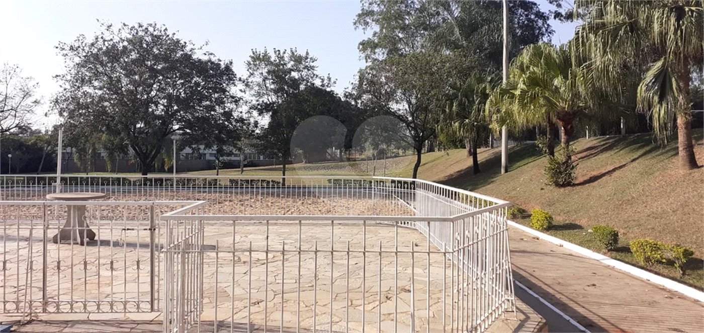 Excelente chácara à venda em Artemis, com piscina, campo de futebol, barracão para festas