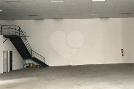 Imóvel comercial para locação em Santo Amaro.