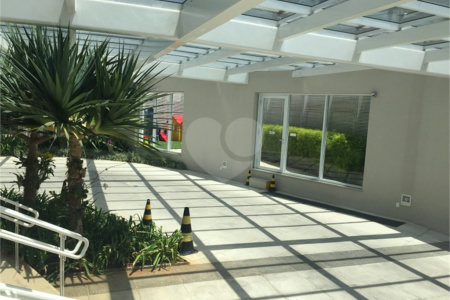 EXCELENTE APARTAMENTO PARA LOCAÇÃO NO ITAIM BIBI, 70 M2, 1 SUITE, 2 BANHEIROS, 2 VAGAS