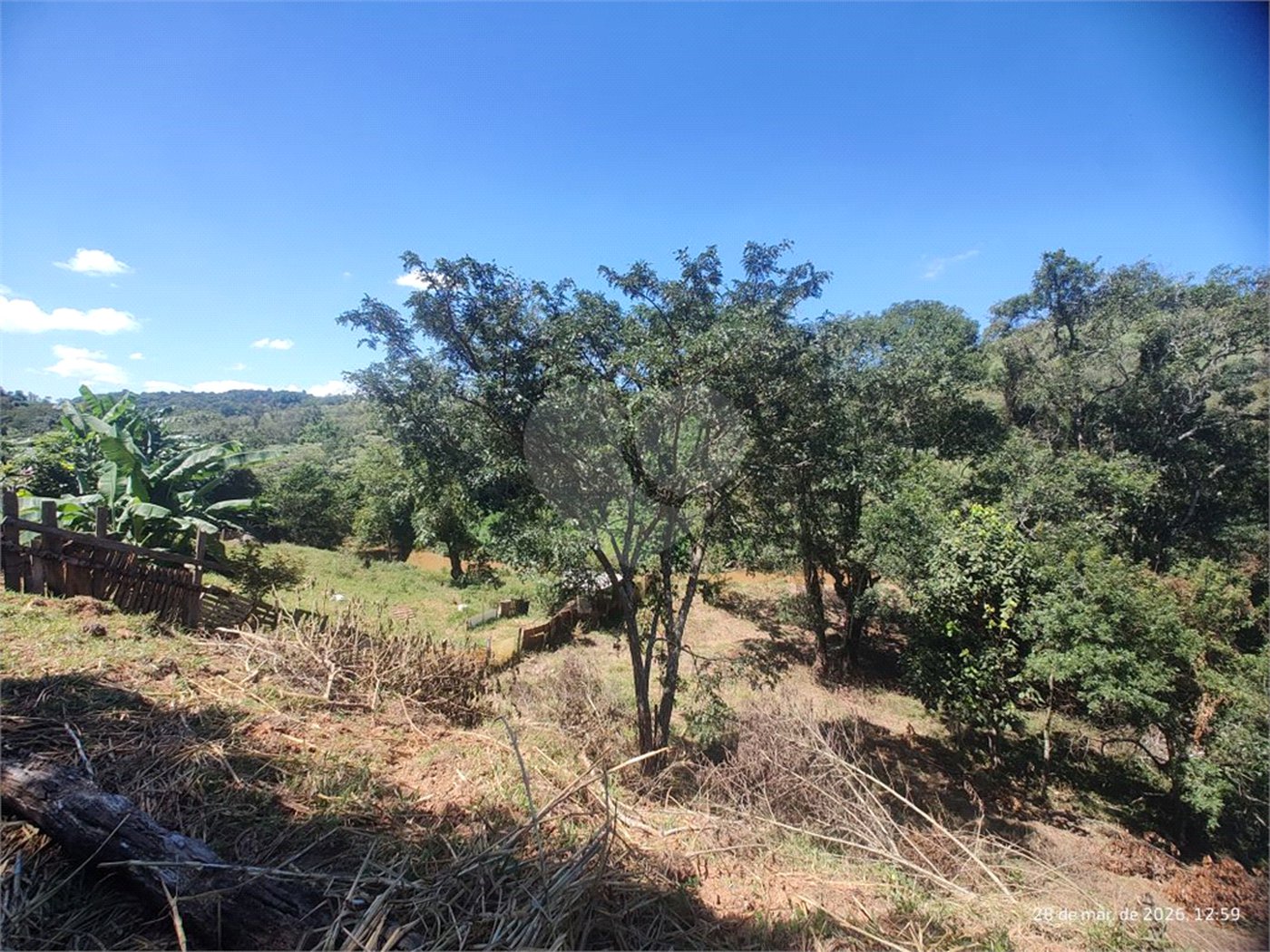 Área rural em Piracaia com 3.289 metros, ótima para chácara, as margens do rio Cachoeira