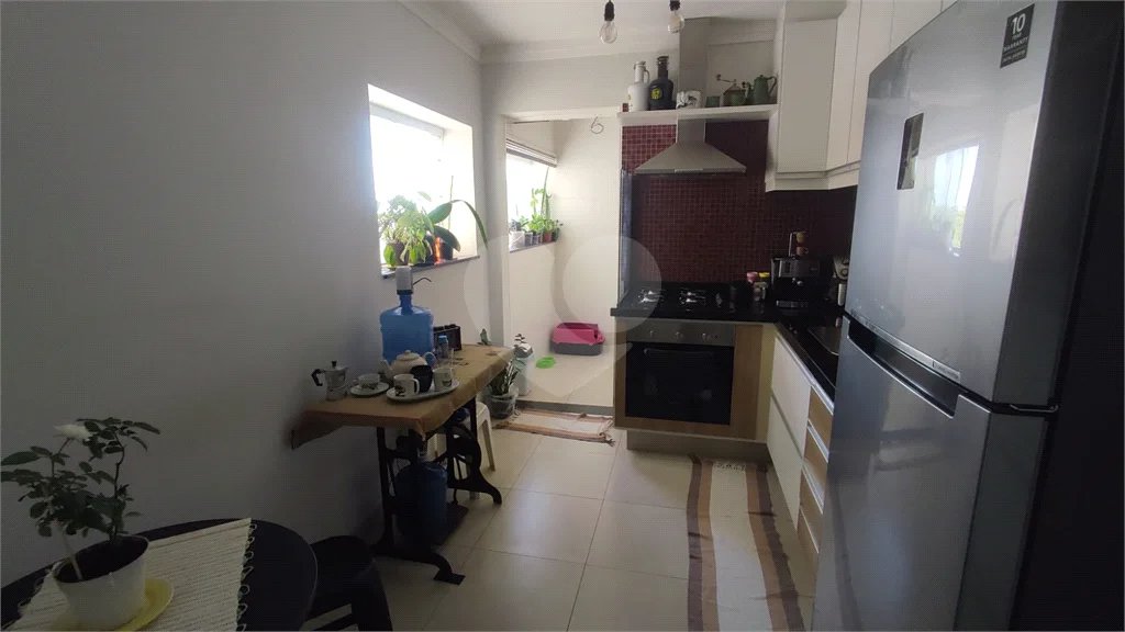 Apartamento Primoroso com 2 Quartos - Edifício Noiva da Colina