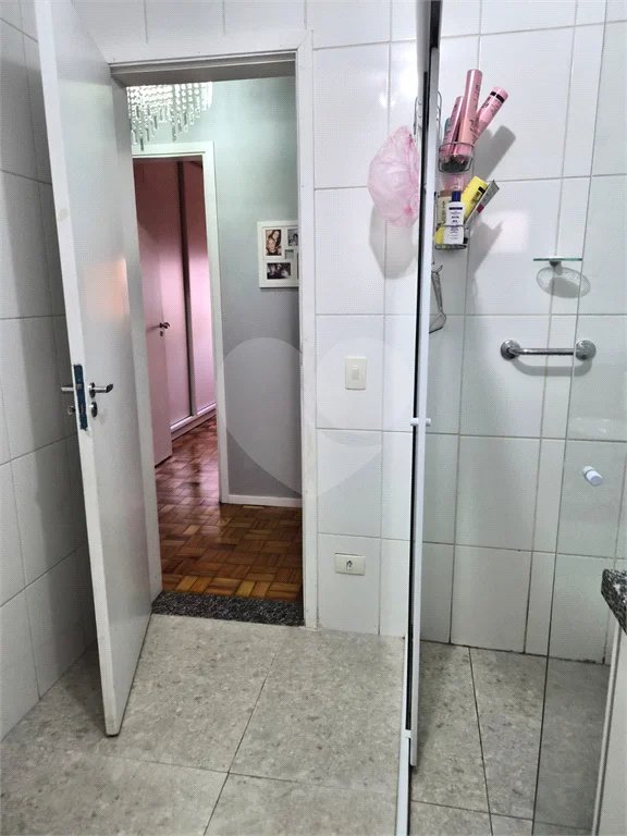 Apartamento à venda no Edifício Pedro Ometto, no coração de Piracicaba.