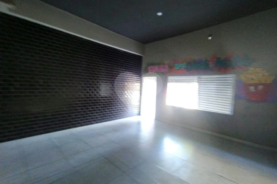 Prédio à venda em Imirim, São Paulo, SP