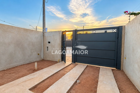 Casa à venda com 2 quartos, sendo 1 suíte, em Bela Vista da Lagoa, Três Lagoas - MS