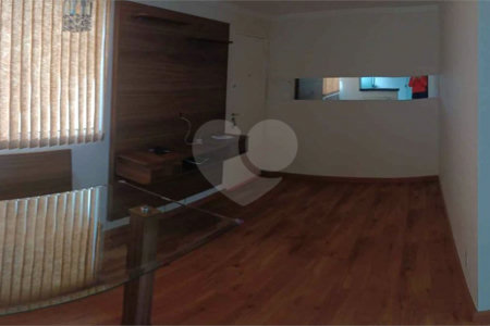 Apartamento no Res. Spazio Mont Royal