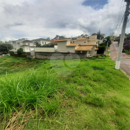 Lindo terreno a venda no condomínio Villaggio Capriccio