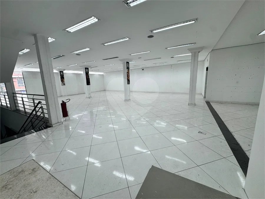 PRÉDIO COMERCIAL DE 944 M² PARA LOCAÇÃO | LOCALIZAÇÃO ESTRATÉGICA, GRANDE VISIBILIDADE E EXCELENTE POTENCIAL COMERCIAL