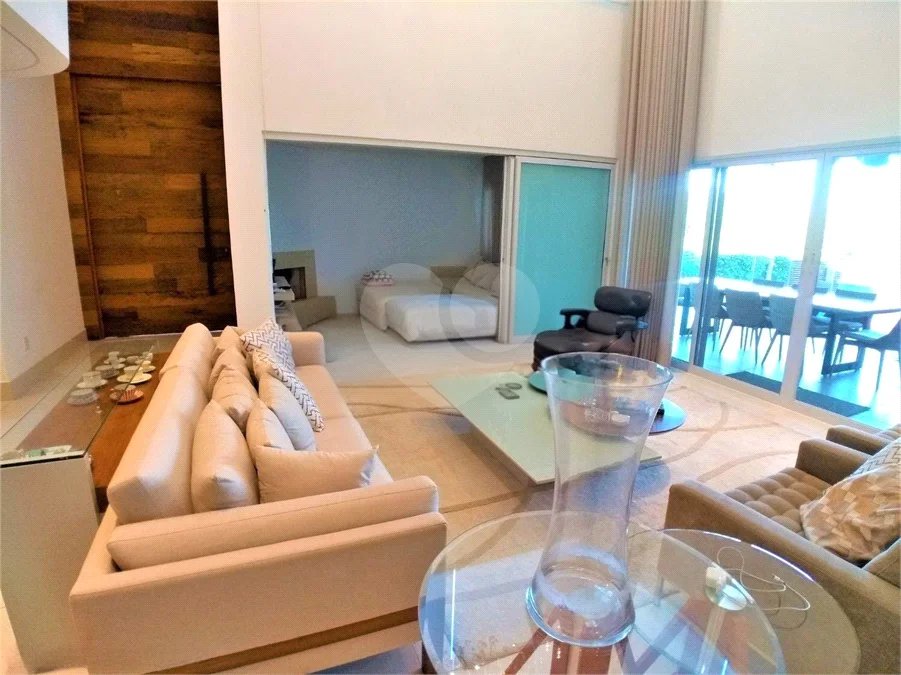 Casa a Venda no Condomínio Campo de Toscana em Vinhedo/SP