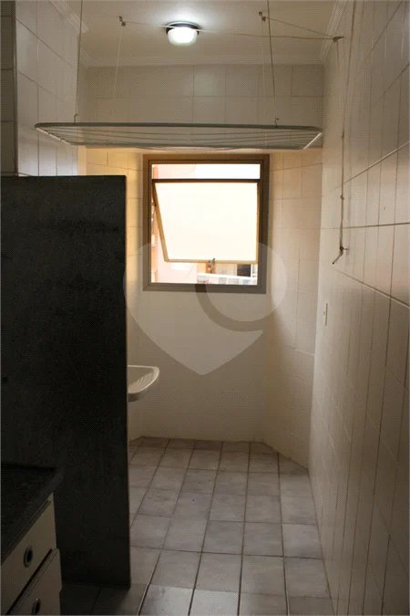 Oportunidade no Botafogo, no coração de Campinas: 1 suite com varanda, conforto e praticidade a passos de tudo!
