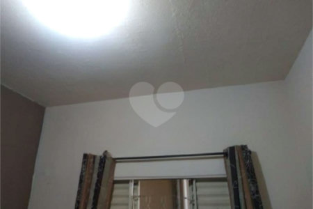 Casa residencial à Venda Santa Felícia com 3 Suítes