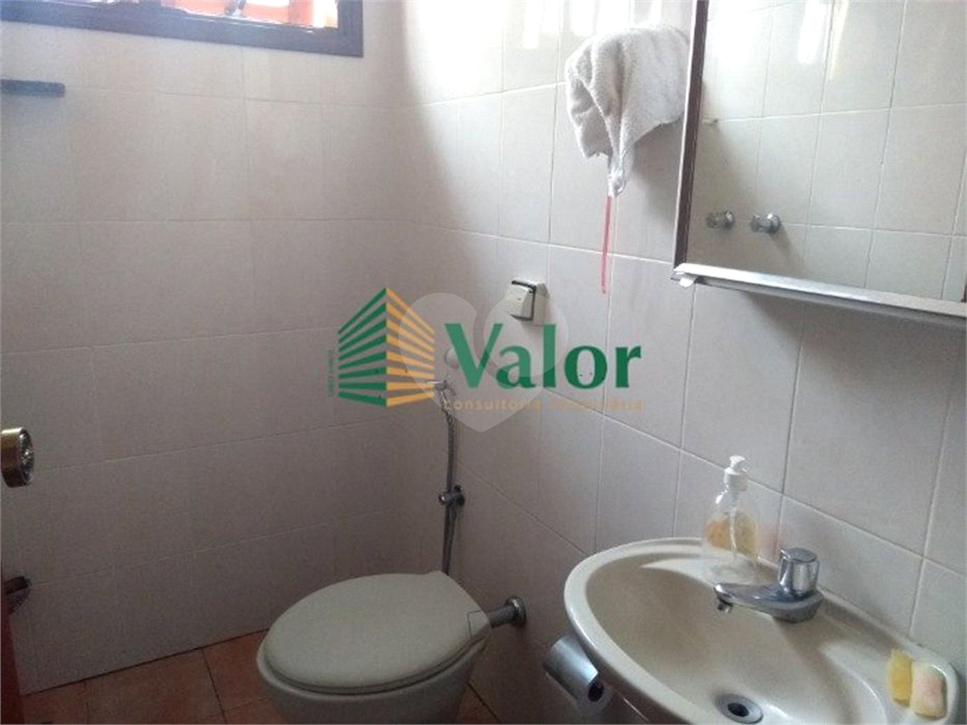 Sobrado á venda no Residencial Jardim Brasil